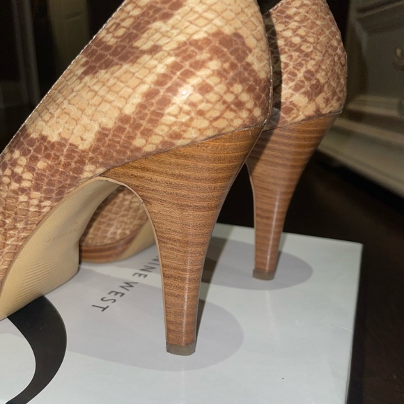 Nine West Snake Skin Heels - Picture 3 of 3